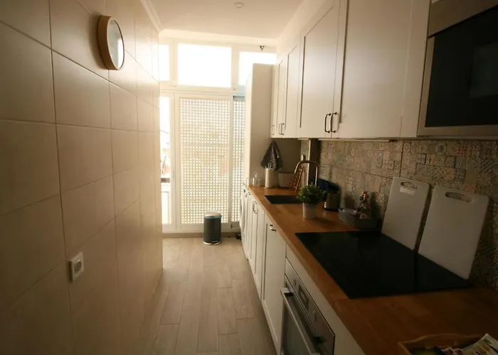 Downtown Dreams פארו